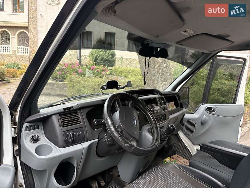 Минивэн Ford Transit 2009 в Львове