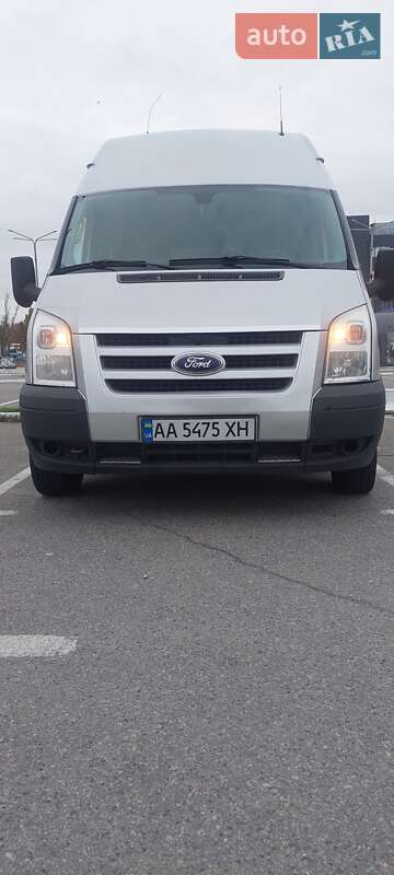 Ford Transit 2011