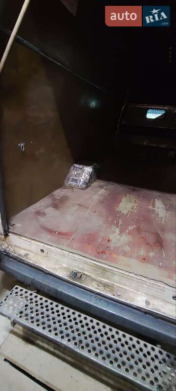 Грузовой фургон Ford Transit 2005 в Черкассах