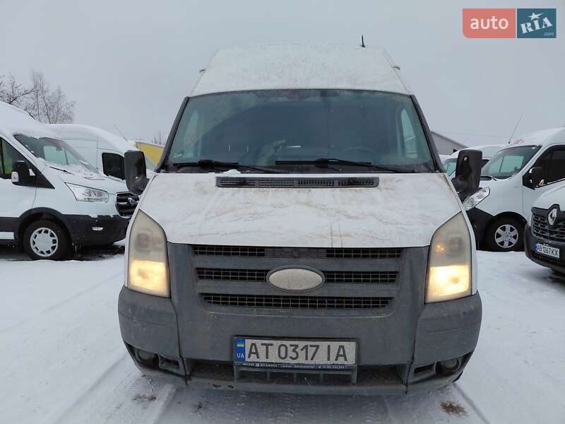 Вантажний фургон Ford Transit 2008 в Івано-Франківську