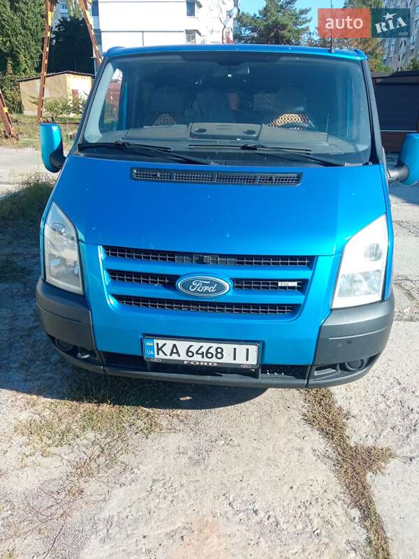 Грузопассажирский фургон Ford Transit 2007 в Киеве
