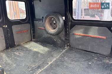 Вантажопасажирський фургон Ford Transit 2002 в Коломиї