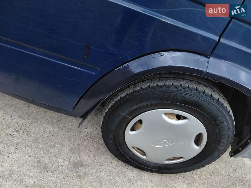 Мінівен Ford Transit 1998 в Снятині