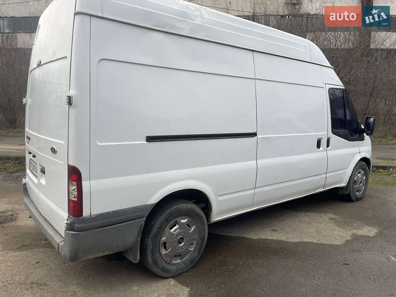 Вантажний фургон Ford Transit 2008 в Івано-Франківську