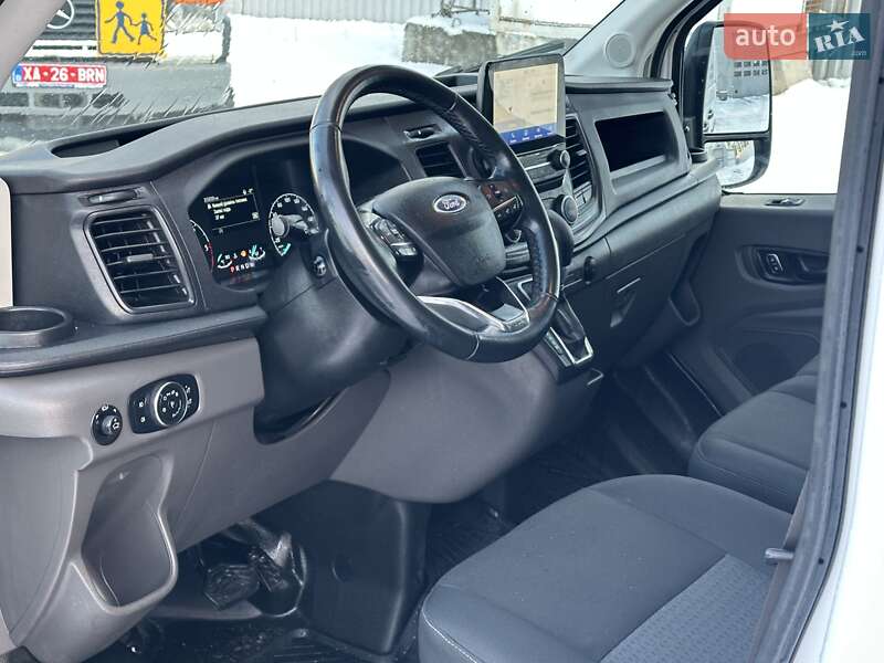 Грузовой фургон Ford Transit 2021 в Ирпене