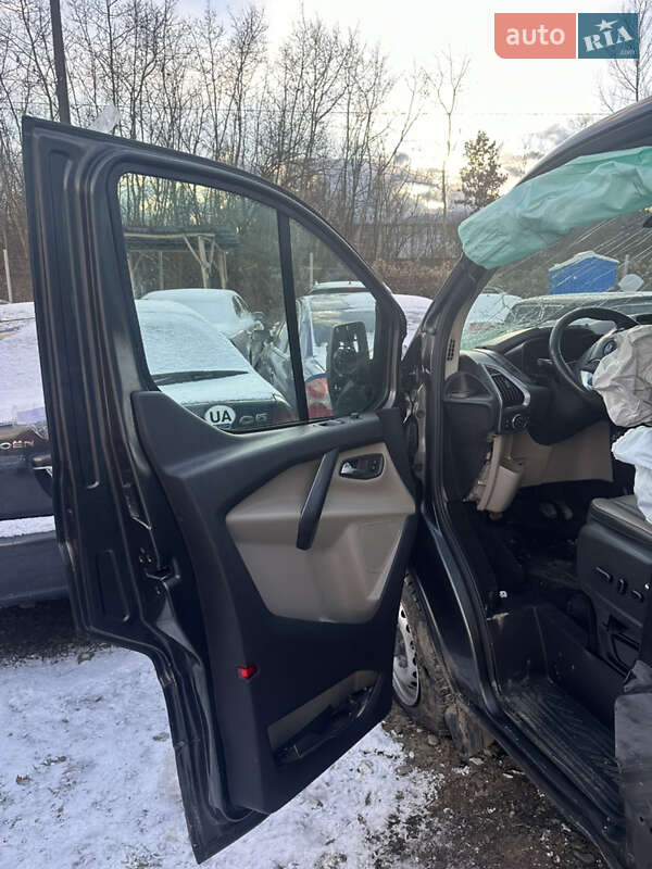 Мікроавтобус Ford Transit 2017 в Ужгороді