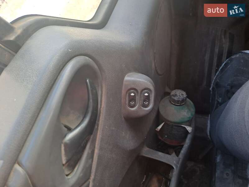 Грузовой фургон Ford Transit 2003 в Одессе