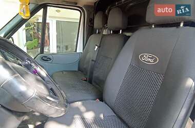 Вантажний фургон Ford Transit 2008 в Зняцеві