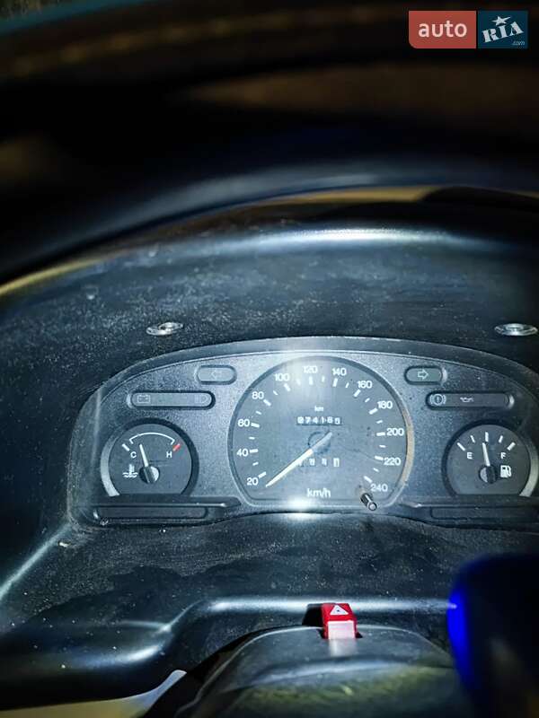 Вантажний фургон Ford Transit 1998 в Береговому фото 10 Вантажний фургон Ford Transit 1998 в Береговому