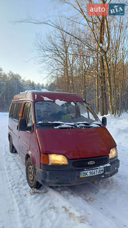 Минивэн Ford Transit 1995 в Дубровице