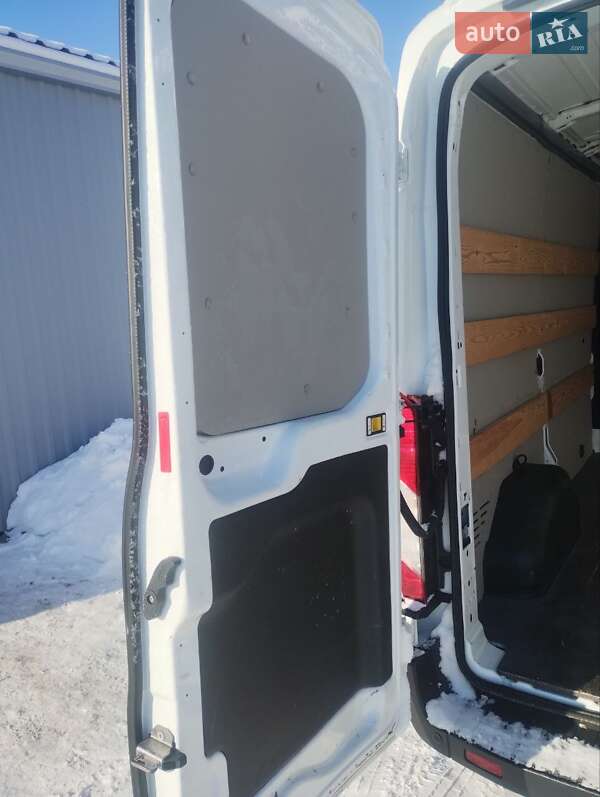 Грузовой фургон Ford Transit 2020 в Дубно