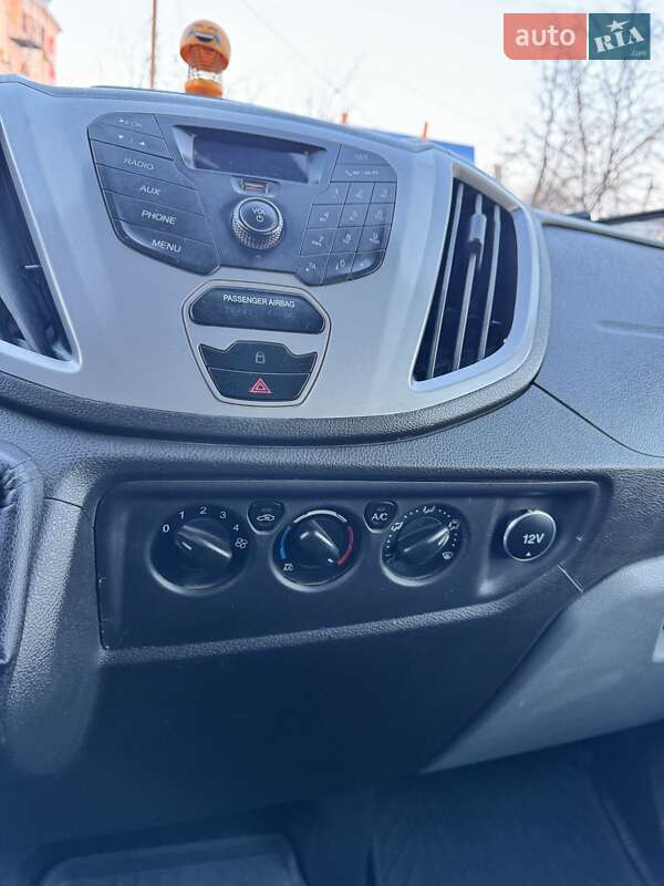 Мінівен Ford Transit 2017 в Вінниці фото 3 Мінівен Ford Transit 2017 в Вінниці