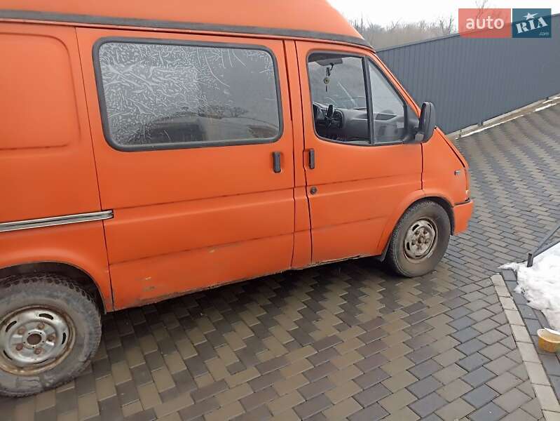 Минивэн Ford Transit 1998 в Коломые