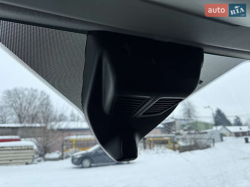 Вантажний фургон Ford Transit 2021 в Тернополі