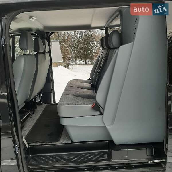 Вантажопасажирський фургон Ford Transit 2011 в Полтаві