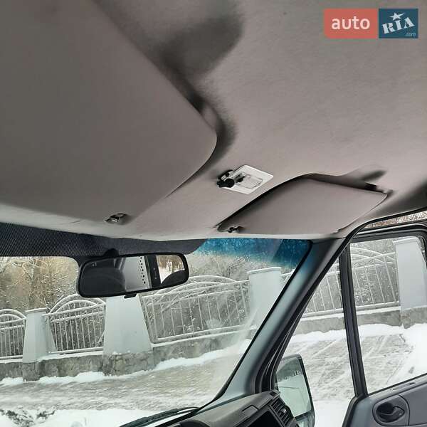 Вантажопасажирський фургон Ford Transit 2011 в Полтаві