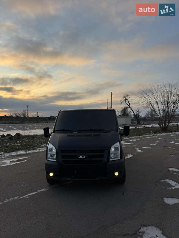 Грузовой фургон Ford Transit 2009 в Николаеве