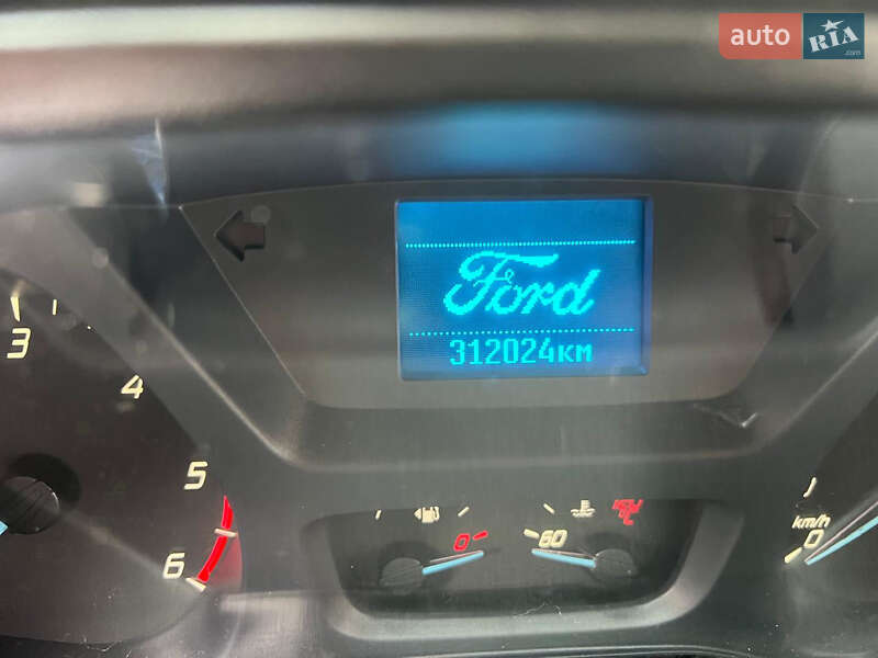Вантажний фургон Ford Transit 2016 в Києві фото 10 Вантажний фургон Ford Transit 2016 в Києві