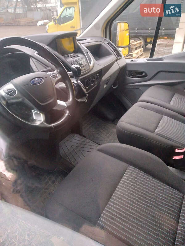 Вантажний фургон Ford Transit 2018 в Дніпрі