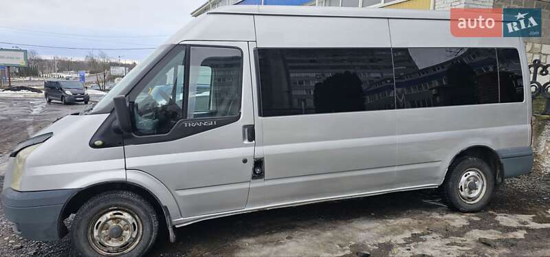 Минивэн Ford Transit 2006 в Нововолынске