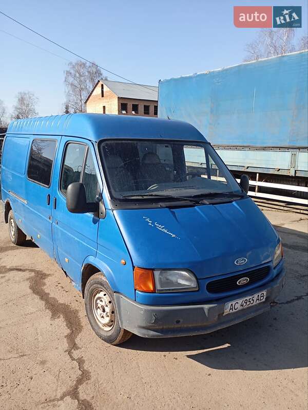 Грузопассажирский фургон Ford Transit 1999 в Дрогобыче