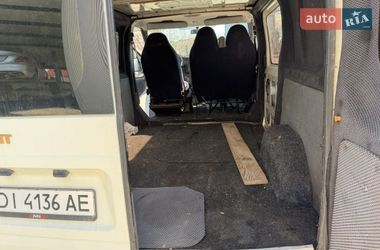 Вантажний фургон Ford Transit 2002 в Городку
