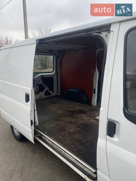 Вантажний фургон Ford Transit 2006 в Запоріжжі
