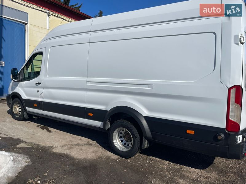 Ford Transit 2019