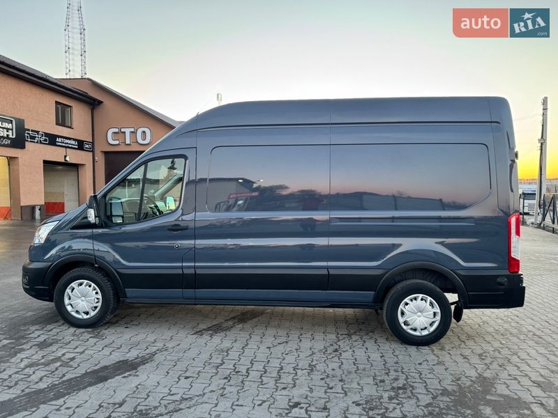 Грузовой фургон Ford Transit 2021 в Ирпене