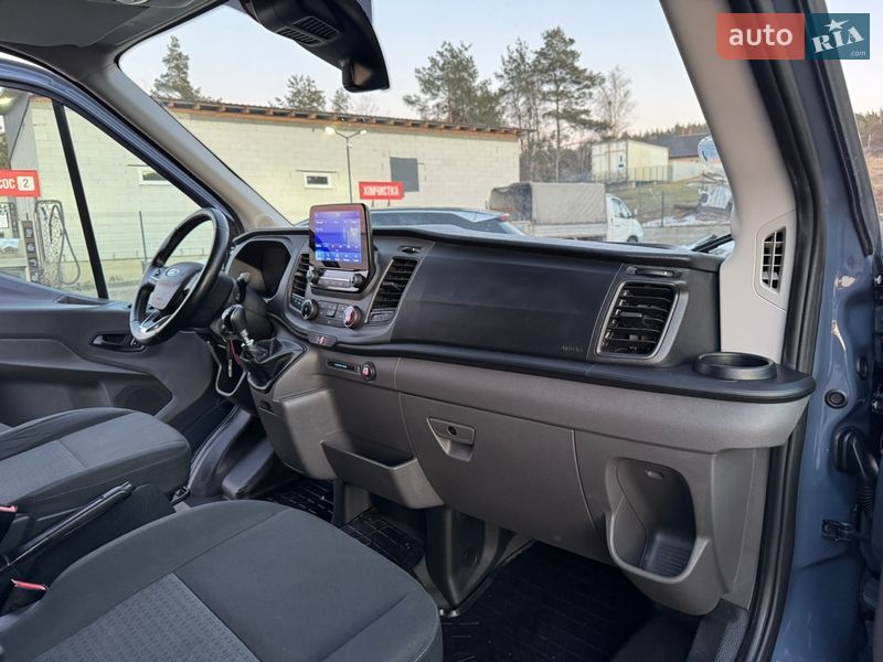 Грузовой фургон Ford Transit 2021 в Ирпене