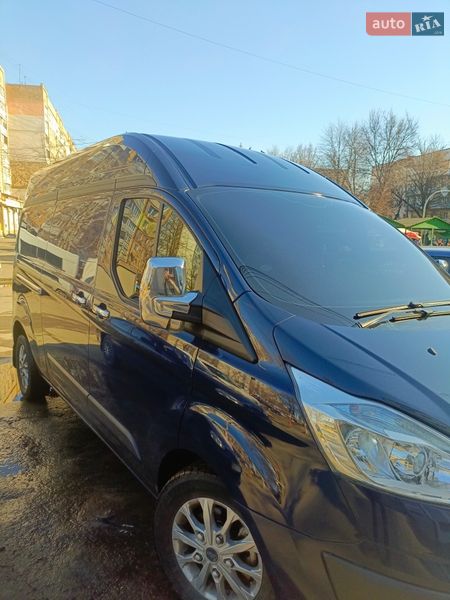 Вантажний фургон Ford Transit 2015 в Житомирі