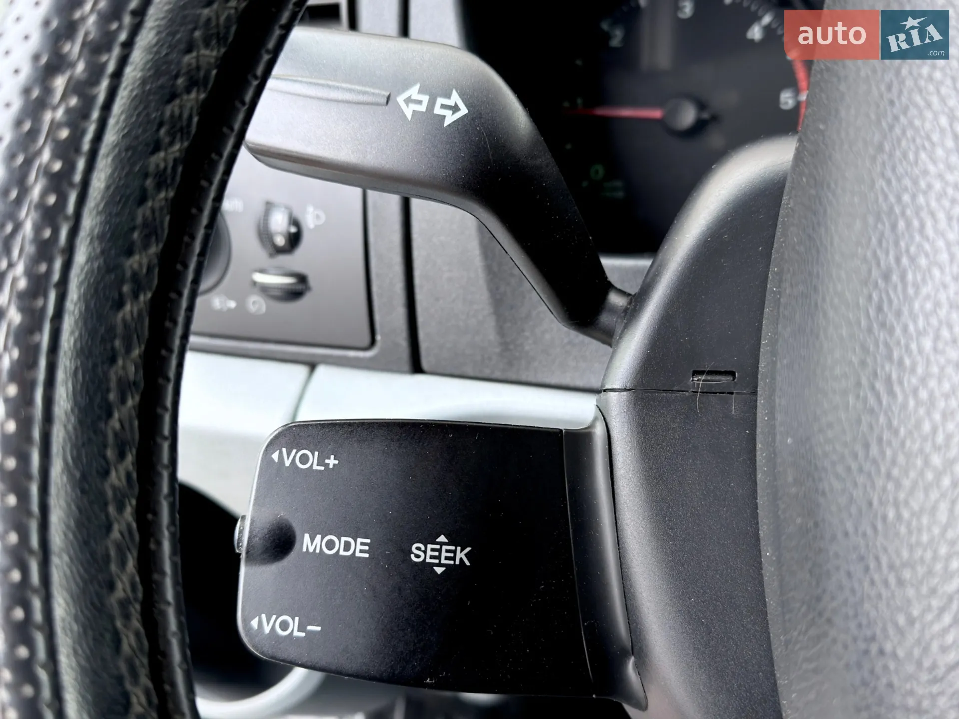 2011 Ford Transit Connect - мініатюра 24