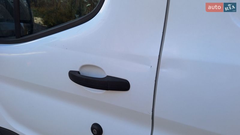 Грузовой фургон Ford Transit 2016 в Бурштыне