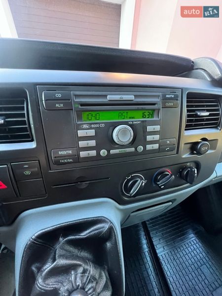 Вантажний фургон Ford Transit 2012 в Києві