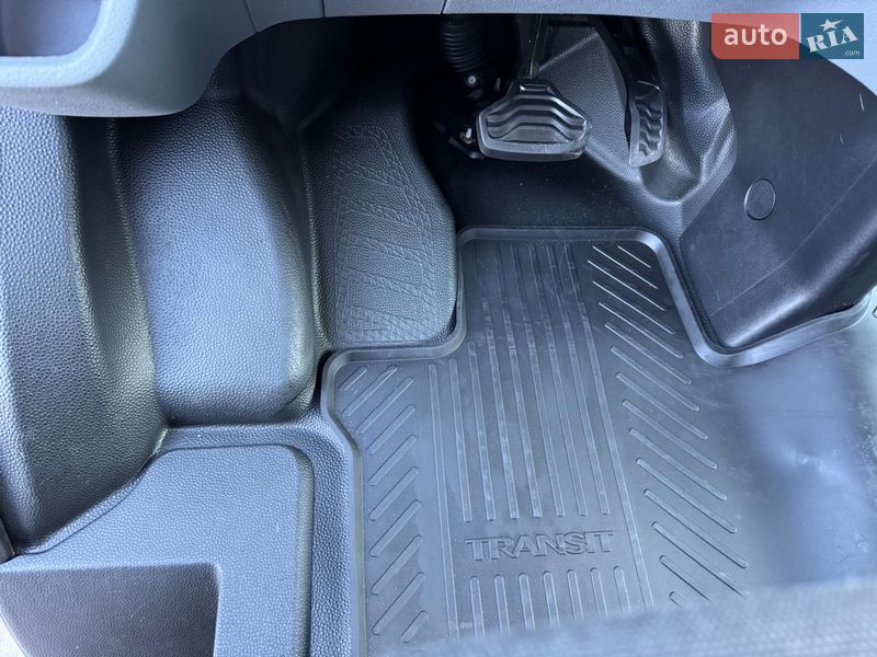 Минивэн Ford Transit 2020 в Ирпене