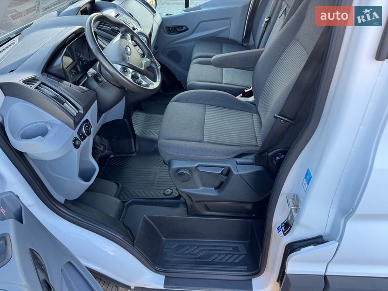 Минивэн Ford Transit 2020 в Ирпене