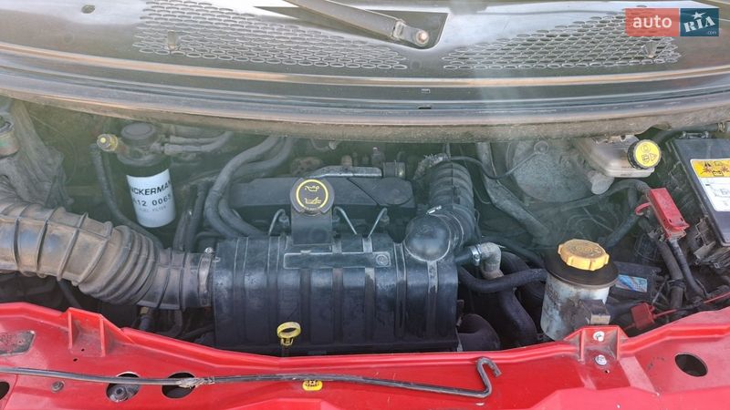 Грузовой фургон Ford Transit 2002 в Николаеве