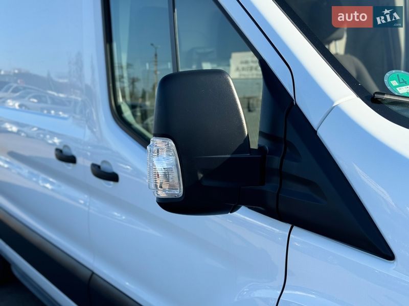 Вантажний фургон Ford Transit 2019 в Києві фото 17 Вантажний фургон Ford Transit 2019 в Києві