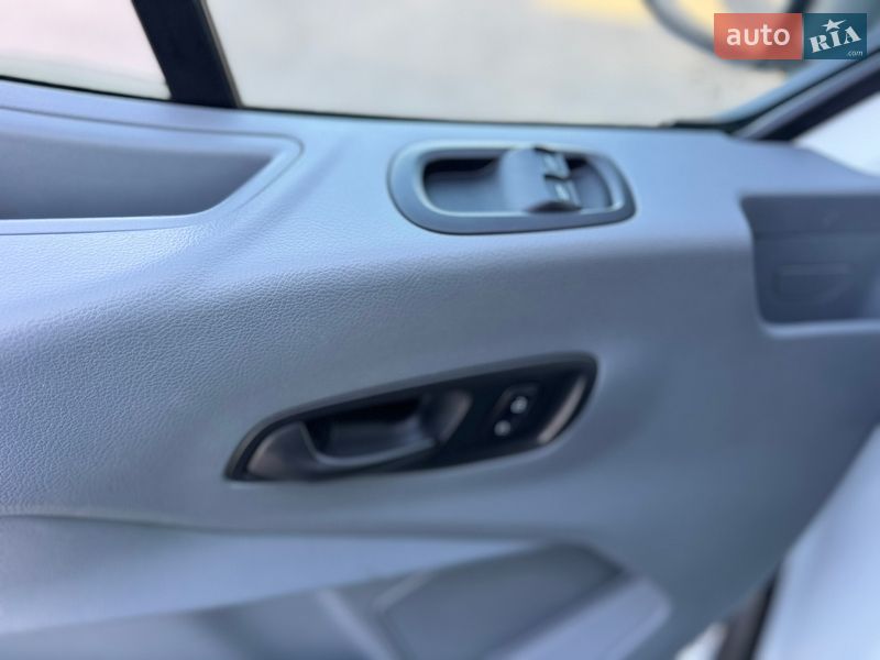 Вантажний фургон Ford Transit 2019 в Києві фото 52 Вантажний фургон Ford Transit 2019 в Києві