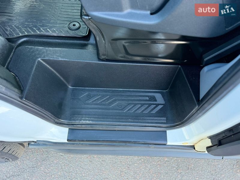 Вантажний фургон Ford Transit 2019 в Києві фото 55 Вантажний фургон Ford Transit 2019 в Києві