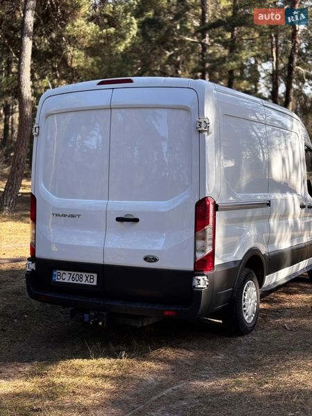 Грузовой фургон Ford Transit 2015 в Шептицькому