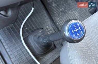 Микроавтобус грузовой (до 3,5т) Ford Transit 2001 в Обухове