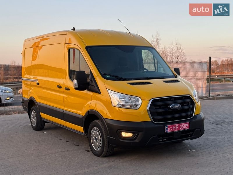 Вантажний фургон Ford Transit 2021 в Ірпені
