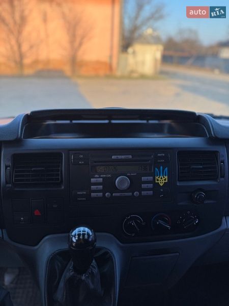 Грузовой фургон Ford Transit 2007 в Косове