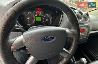 Вантажний фургон Ford Transit 2013 в Снятині