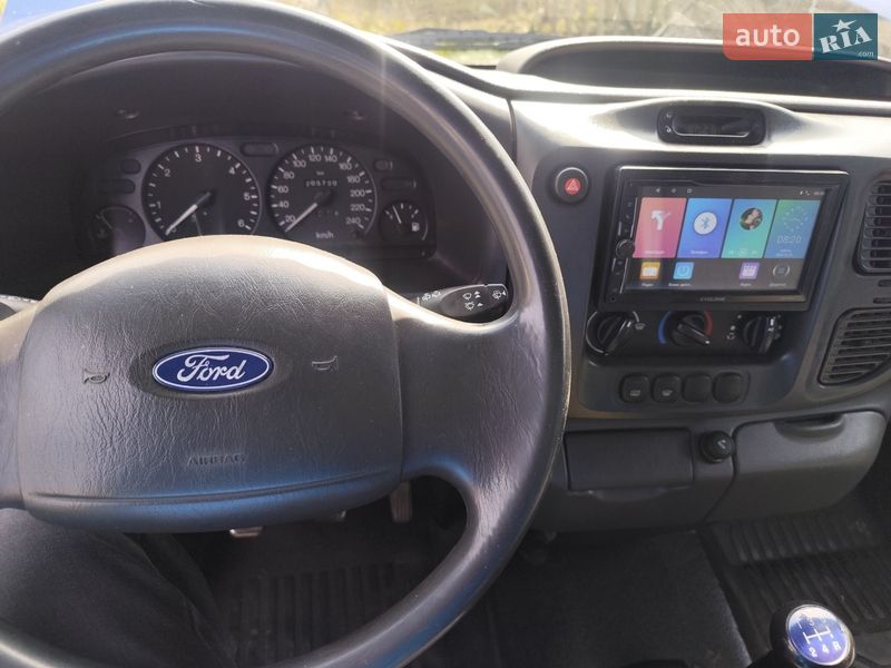 Минивэн Ford Transit 2001 в Виноградове