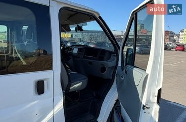 Вантажопасажирський фургон Ford Transit 2007 в Києві