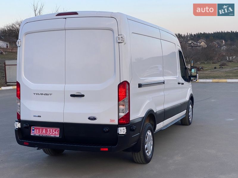 Вантажний фургон Ford Transit 2022 в Ірпені