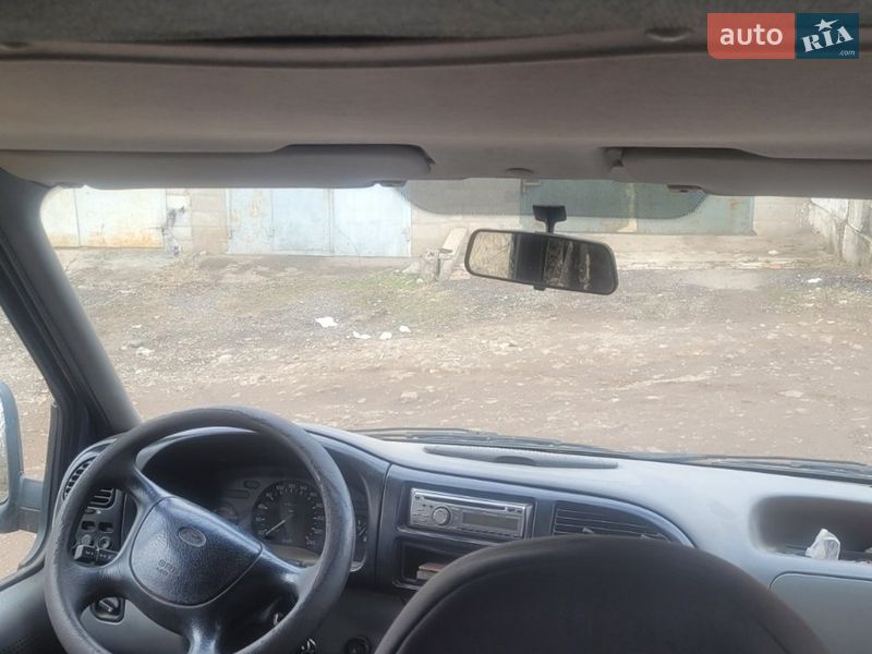 Грузопассажирский фургон Ford Transit 1996 в Краматорске