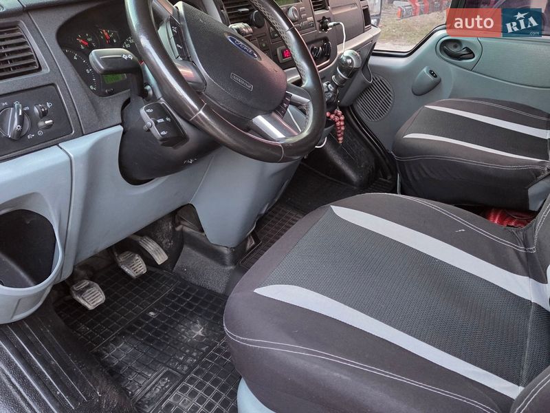 Грузовой фургон Ford Transit 2006 в Виннице фото 12 Грузовой фургон Ford Transit 2006 в Виннице